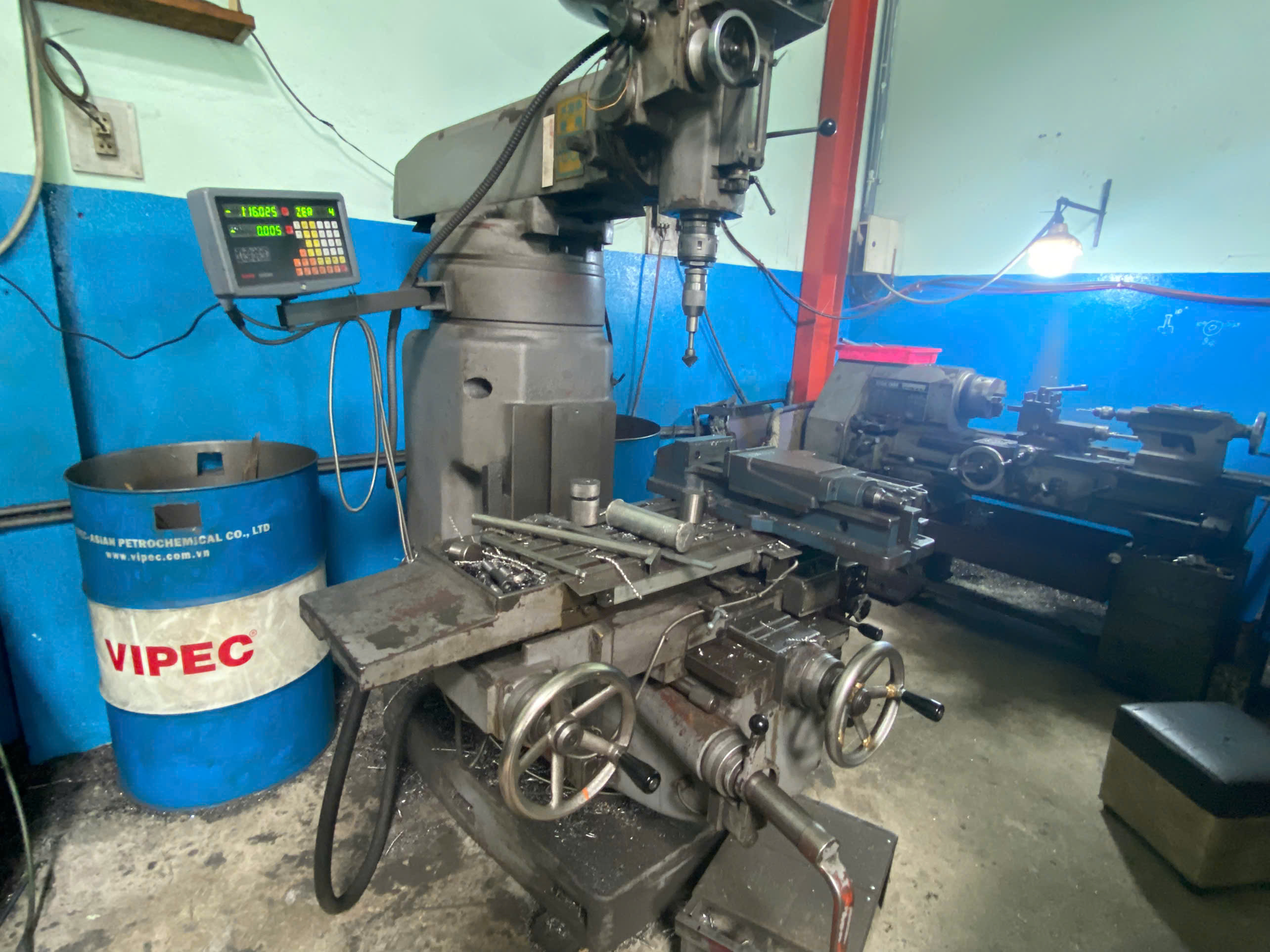 Drilling machine 2.jpg